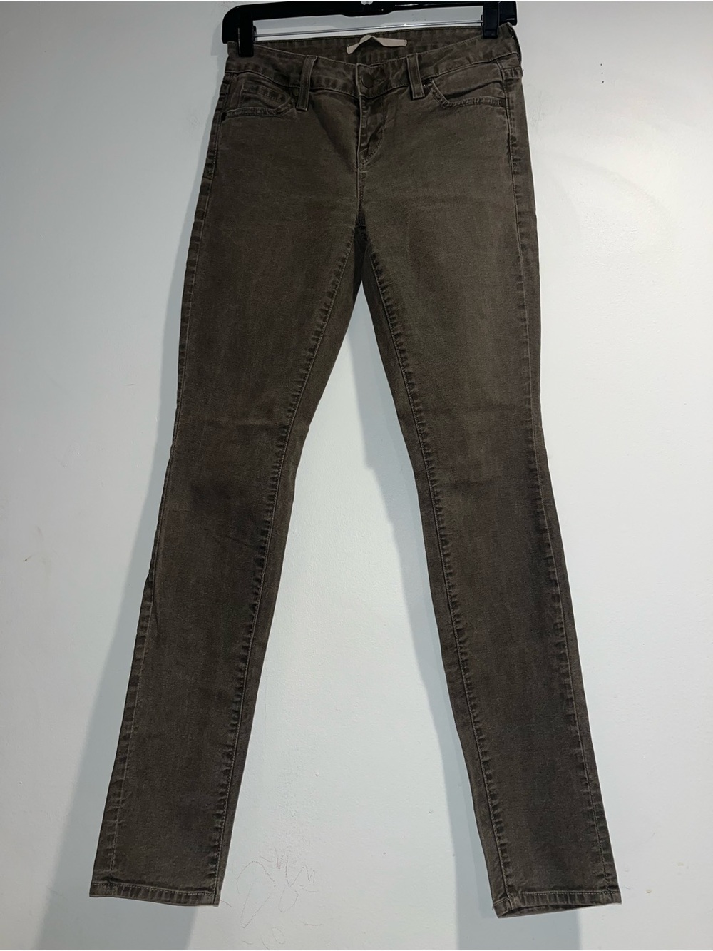VINCE Crop skinny ankle jeans in Olive